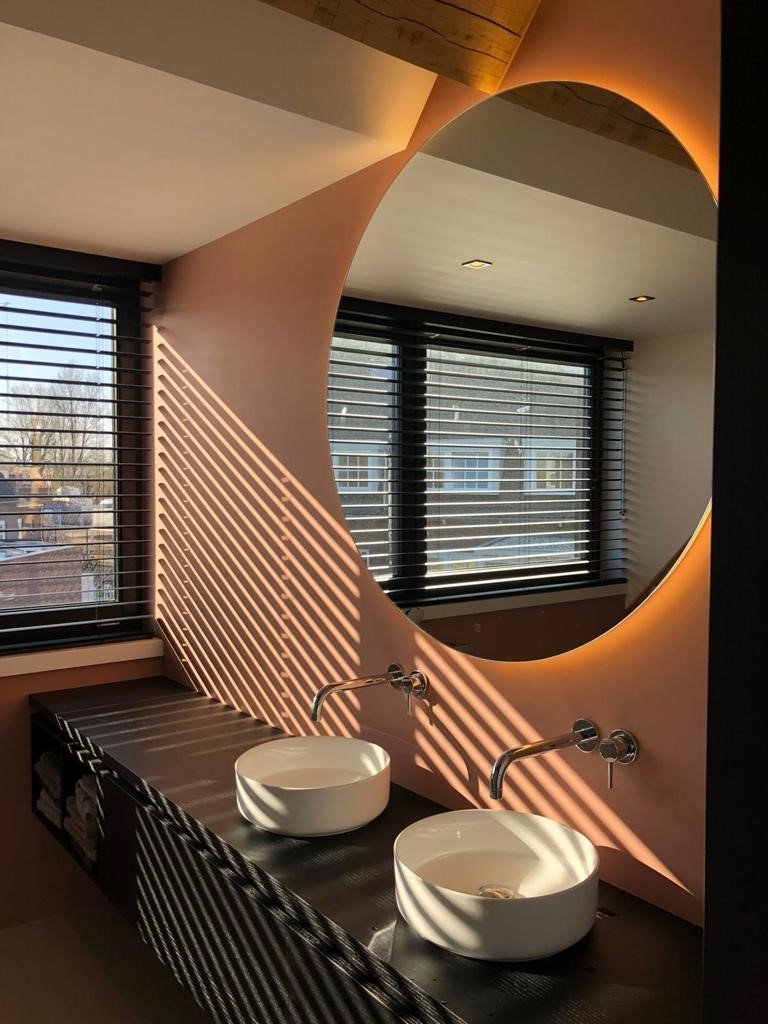 vouwgordijnen-raamdecoratie-jaloezieën-tjkinterior-maatwerkmeubels-gordijnen-bamboe-raamstyling-interieur-styling-advies-interieruadvies-chivasso-Kobe-Hollandhaag-maatwerk
