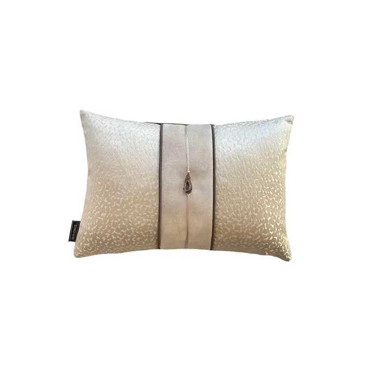 brons-kussen-nick-stone-tjkinterior