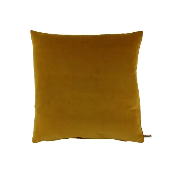 claudi-kussen-scott-oker-tjkinterior