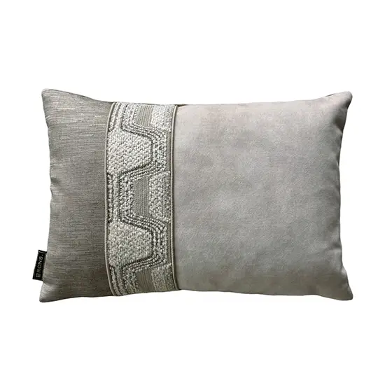 brons-kussen-nara-strook-tjkinterior