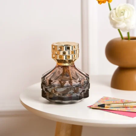 bolero-lampe-berger-noire-sfeerfoto-tjkinterior