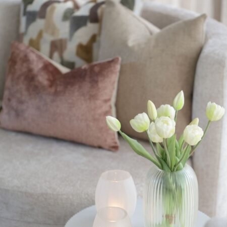 bombyxx-julie-vaas-tealight-brons-kussen-tjkinterior