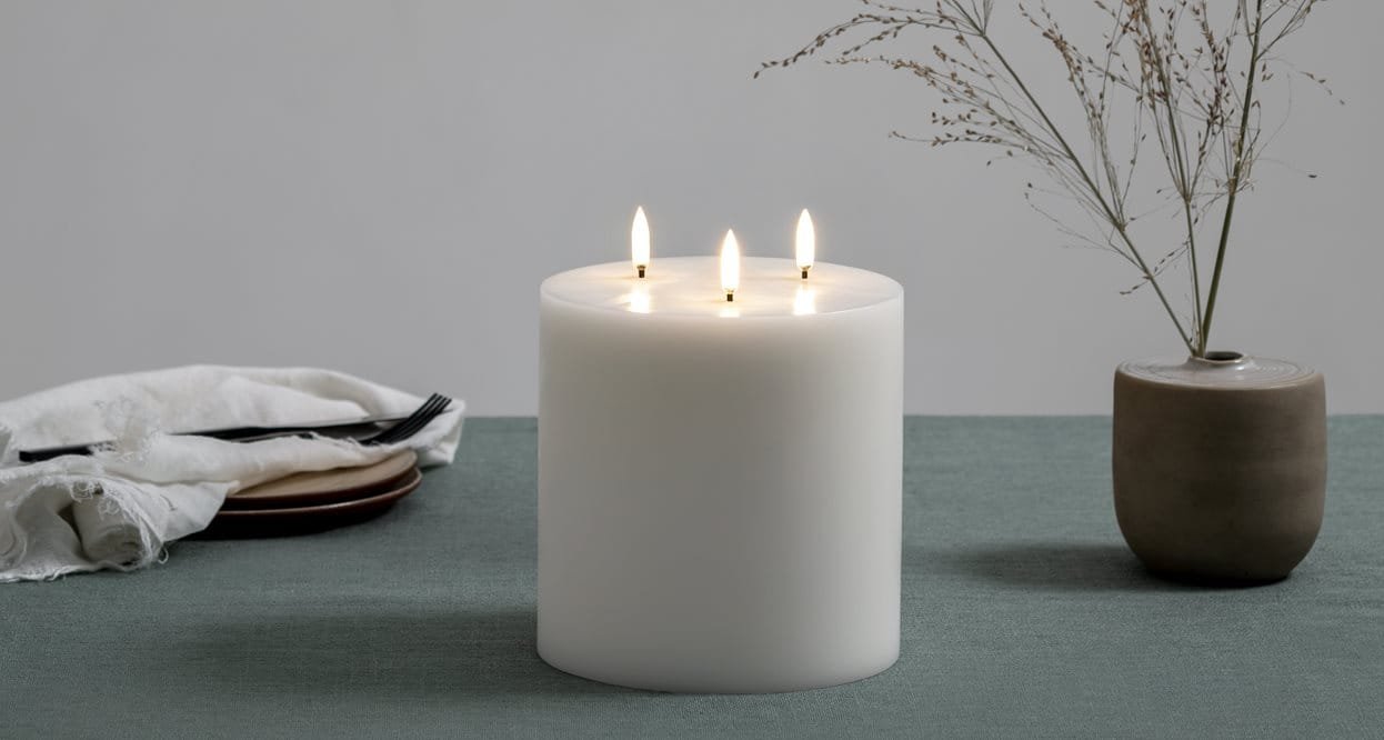 Uyuni Triple Flame Kaars Nordic White - Afbeelding 1